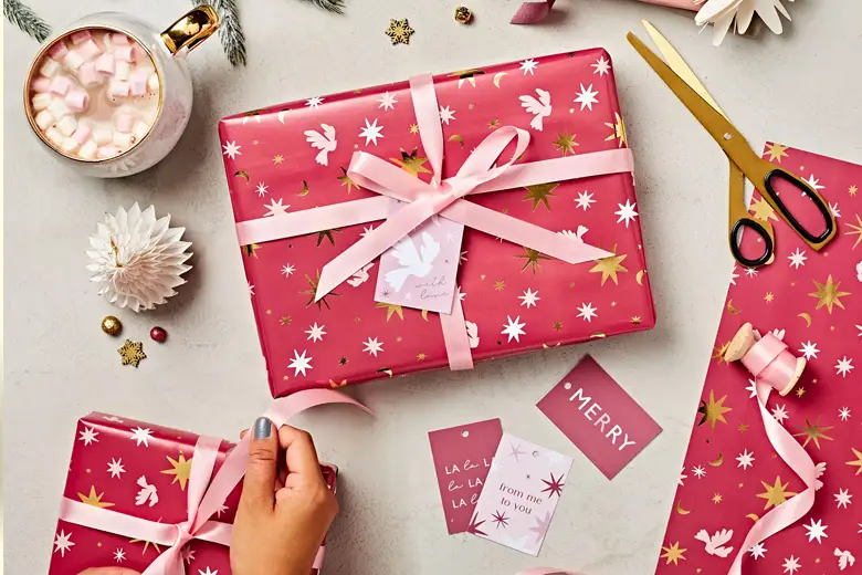 Wrapping-Ideas-for-Christmas-Gifts