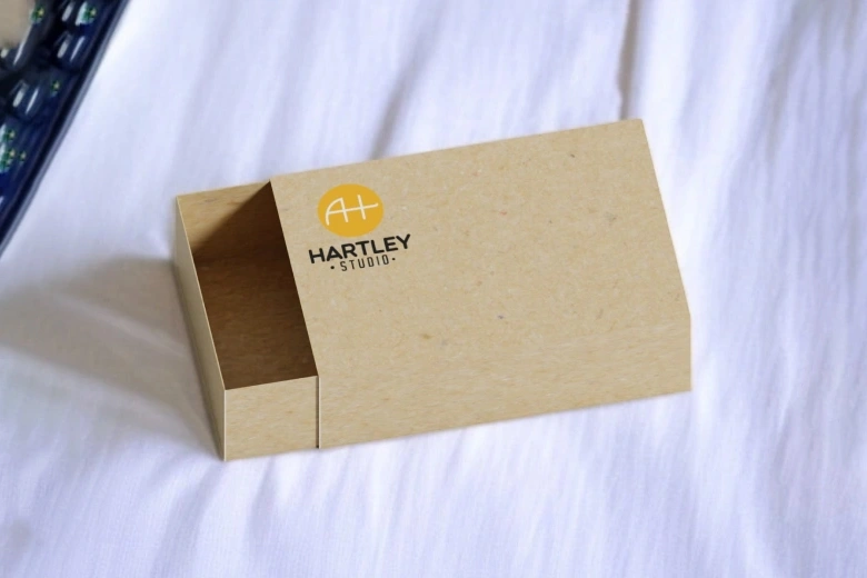 Ann-Hartley-Chose-Custom-Kraft-Boxes