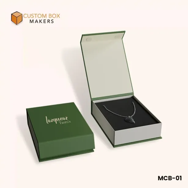 Custom-magnetic-boxes-with-logo